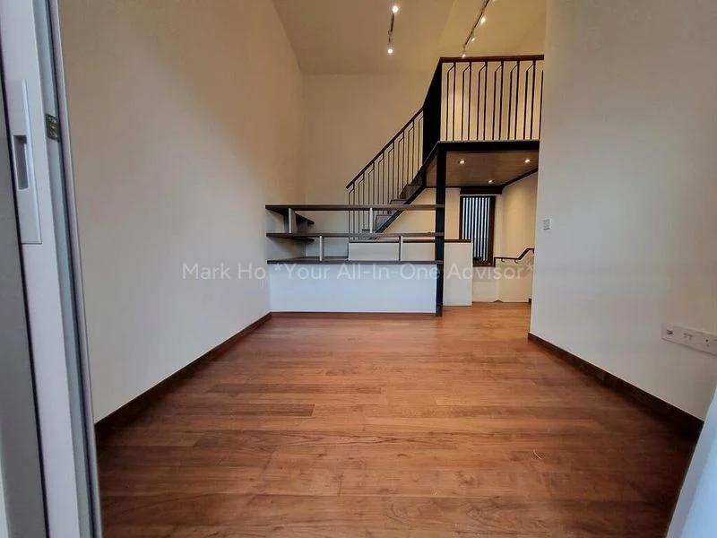 2 Bed Condo for Rent in  Holland Grove Road - Image 2